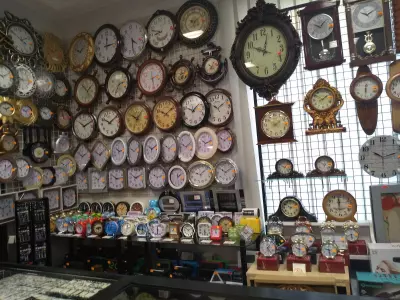 Фотография Спутник (галантерея)