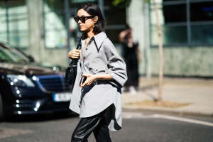Oversize vs приталенные силуэты: что в моде в 2025 году